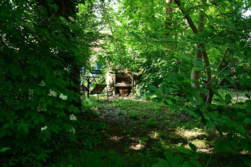 Schoene Ferienwohnung Mit Zwei Schlafzimmern Quedlinburg Exterior photo